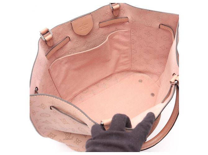 Borsa Louis Vuitton Girolatta Mahina Magnolia Rosa - vista 3
