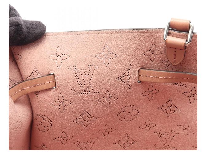 Borsa Louis Vuitton Girolatta Mahina Magnolia Rosa - vista 8