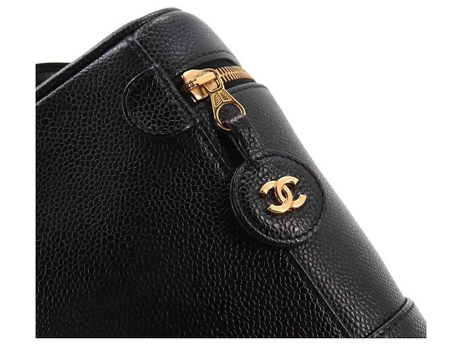 Borsa Vanity Chanel in pelle di vitello martellata nera Nero - vista 9