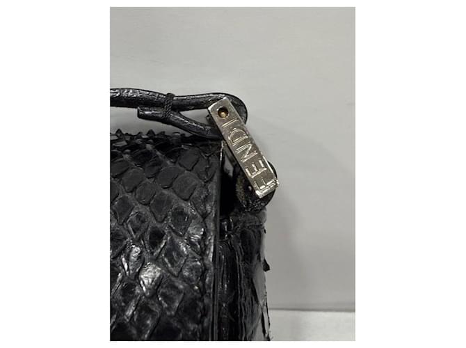Fendi Tasche aus schwarzem Pythonleder - Ansicht 3