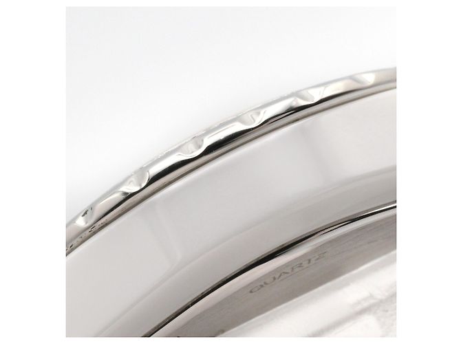 Chanel J12 Damenuhr mit Diamantbezel - Ansicht 12