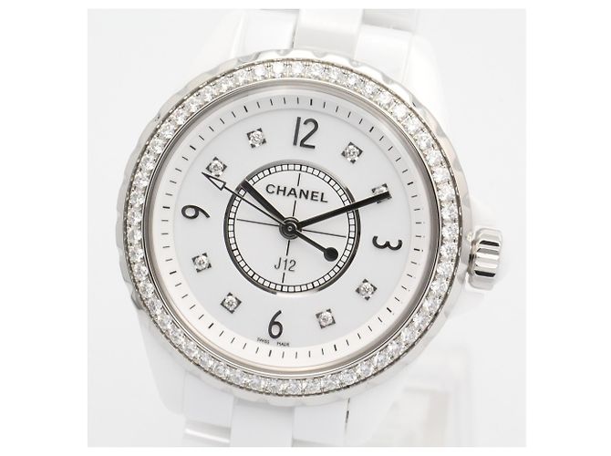 Chanel J12 Damenuhr mit Diamantbezel - Ansicht 3