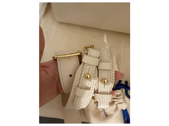 Louis Vuitton Vendôme MM Beige - vista 14