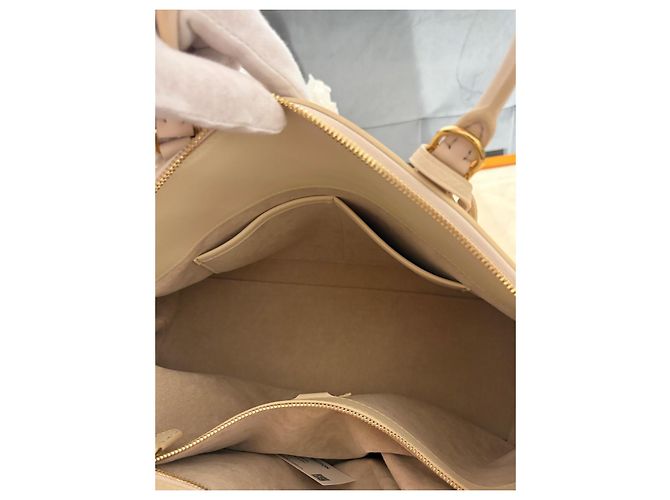 Louis Vuitton Vendôme MM Beige - vista 4