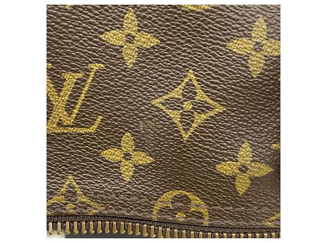 Louis Vuitton Marrone Boston Monogram Keepall 55 - vista 16