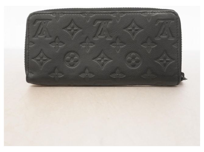 Louis Vuitton Monogram Shadow Zippy Wallet Black - view 8