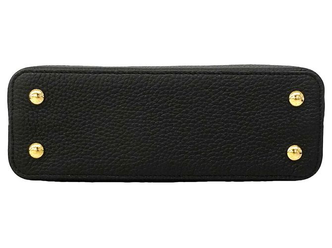 Borsa My Capucines in pelle Taurillon Louis Vuitton Nero - vista 3