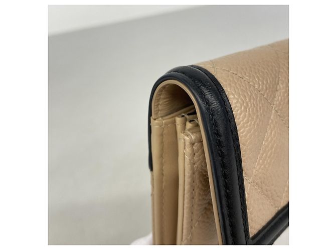 Cartera Larga Chanel en Piel de Ternera Granulada Beige - vista 7