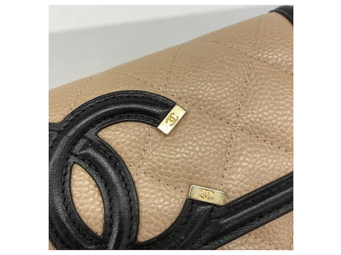 Cartera Larga Chanel en Piel de Ternera Granulada Beige - vista 8