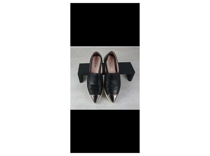 Miu Miu Leder Slip-On Sneaker mit Metallkappe - Schwarz - Ansicht 3