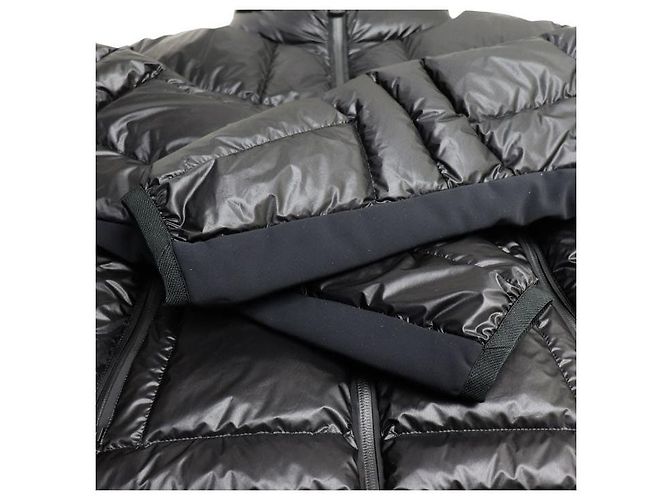 Giacca Moncler CANMORE Nero Rosso - vista 4