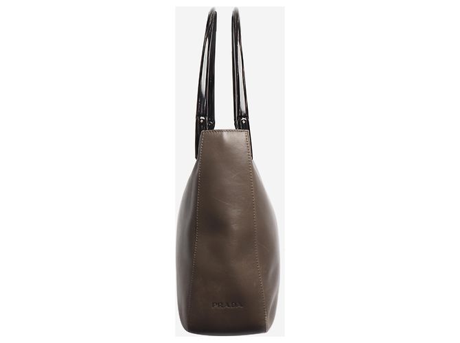 Prada Vintage Schultertasche aus braunem Leder - Ansicht 2
