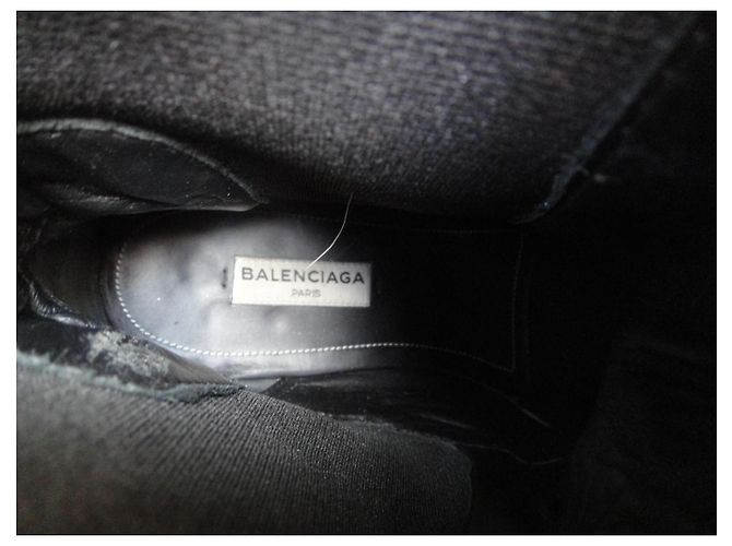Botines Balenciaga en ante gris - vista 6