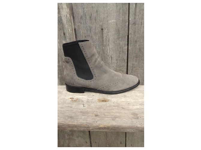 Botines Balenciaga en ante gris - vista 8