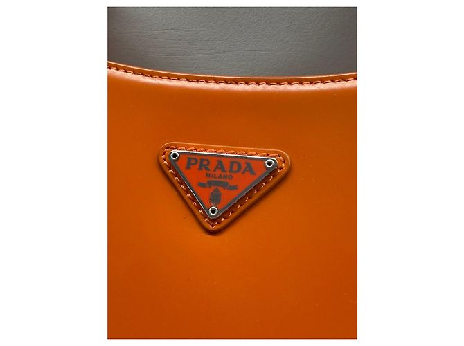 Prada Borsa a tracolla in pelle arancione Marrone Monogramma - vista 3