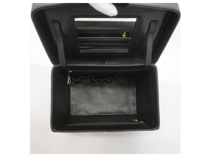 Vanity Beauty case in pelle di vitello martellata nera Chanel Nero - vista 4