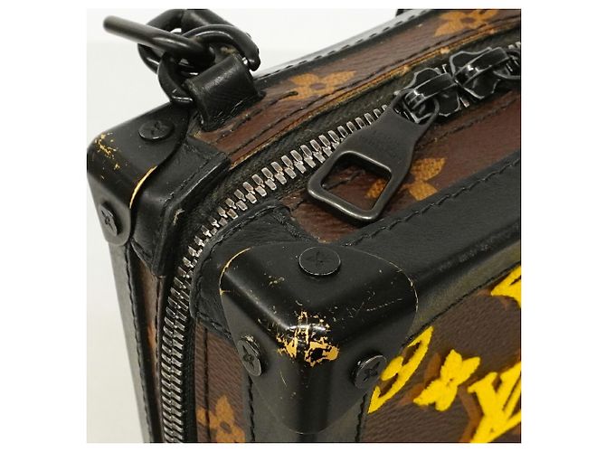 Sac à bandoulière Louis Vuitton Monogram Tuftage Vertical Soft Trunk Jaune - vue 7