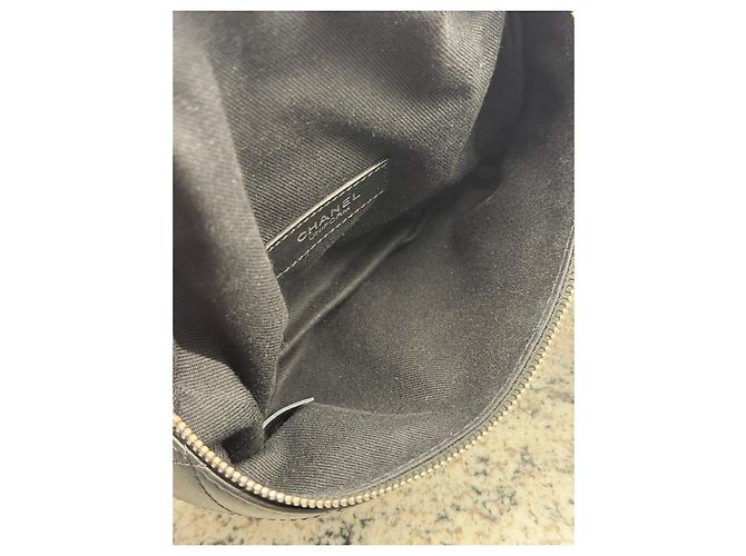 Chanel gesteppte Leder-Gürteltasche in Schwarz - Ansicht 7