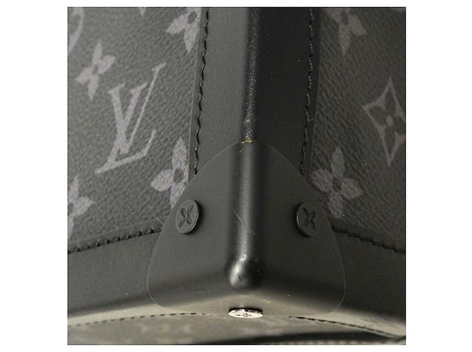 Bolsa de ombro Louis Vuitton Monogram Eclipse Soft Trunk Preto - vista 7