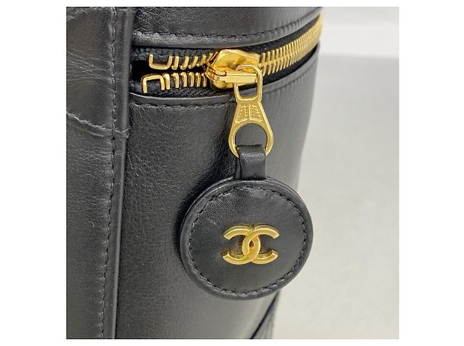 Vanity Beauty case in agnello nero Chanel - vista 8
