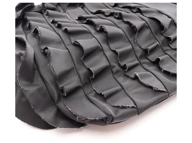 Tote Sac cabas Prada Frill noir en nylon et cuir - vue 9