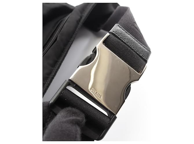 Saffiano Prada Triangle Logo Gürteltasche Schwarz - Ansicht 9