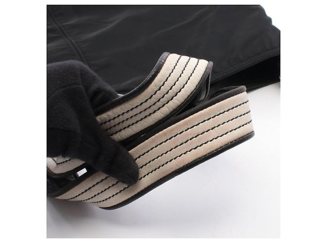 Prada Triangle Logo Tote Bag Handtasche Schwarz - Ansicht 7