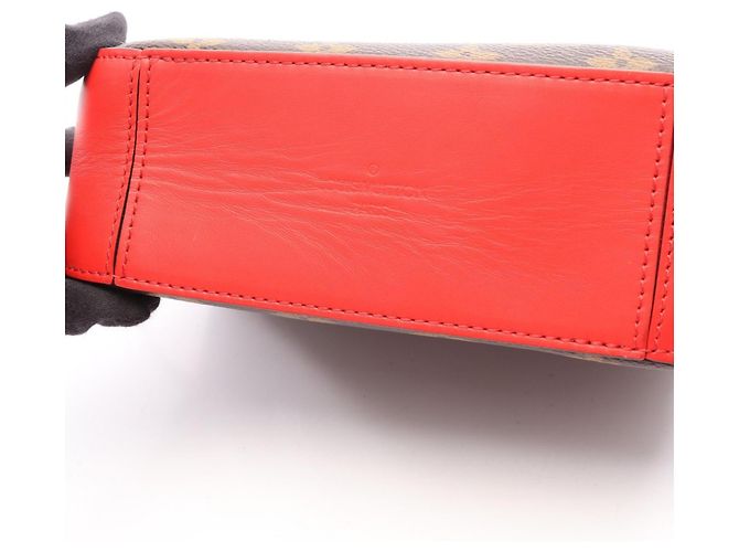 Borsa a Spalla 2-Way Louis Vuitton Saint-Onge Monogram Coquelicot Marrone Rosso - vista 6
