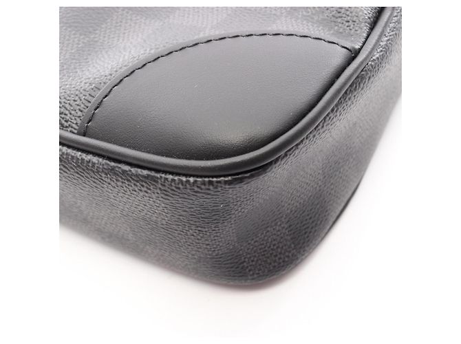 Portadocumenti Voyage Louis Vuitton Borsa a mano Nero - vista 8