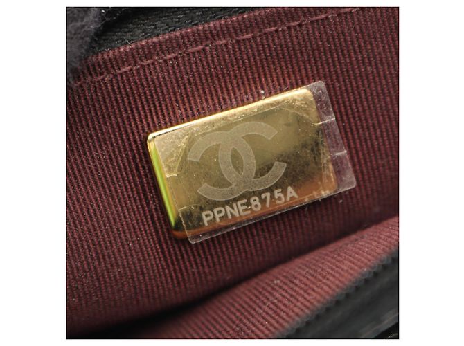 Borsa a tracolla Chanel Matelassé in pelle di vitello martellata nera Nero - vista 5
