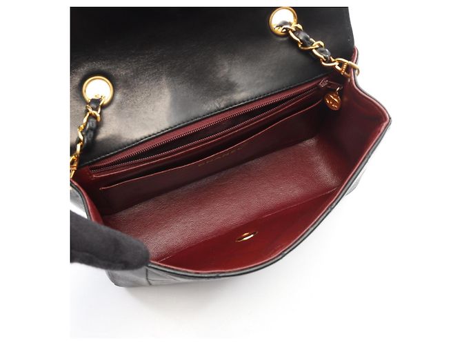 Borsa a Spalla Chanel Matelassé Diana Flap Nero - vista 3