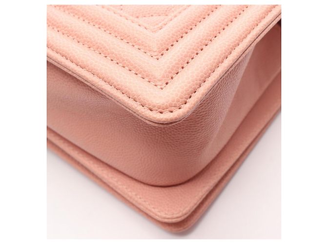 Chanel Boy Schultertasche aus rosa genarbtem Kalbsleder Pink - Ansicht 6