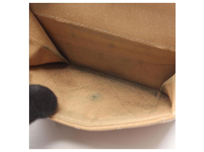 Cartera tríptico Boy de Chanel en beige - vista 7