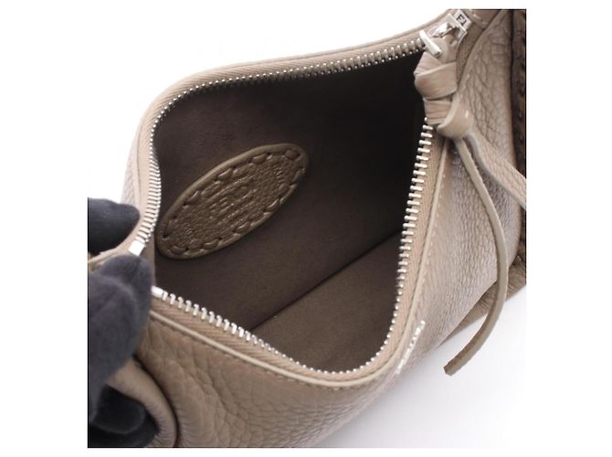 Borsa Fendi Small Fendessence Selleria Beige - vista 3