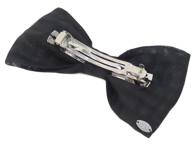 Timeless Barrette in seta Chanel bianco e nero - vista 2