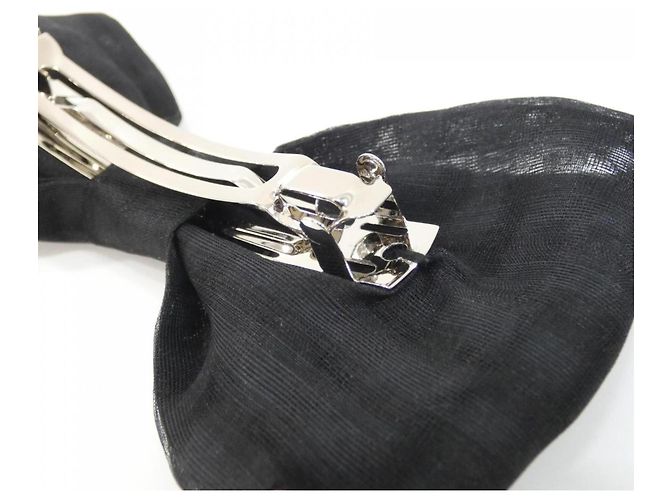 Timeless Barrette in seta Chanel bianco e nero - vista 4