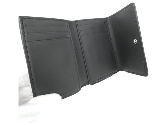 Louis Vuitton Taurillon Monogram Portefeuille Pilot Wallet Nero - vista 4