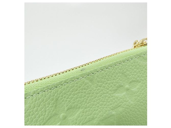 Portacarte Monogram Empreinte Louis Vuitton Verde - vista 3