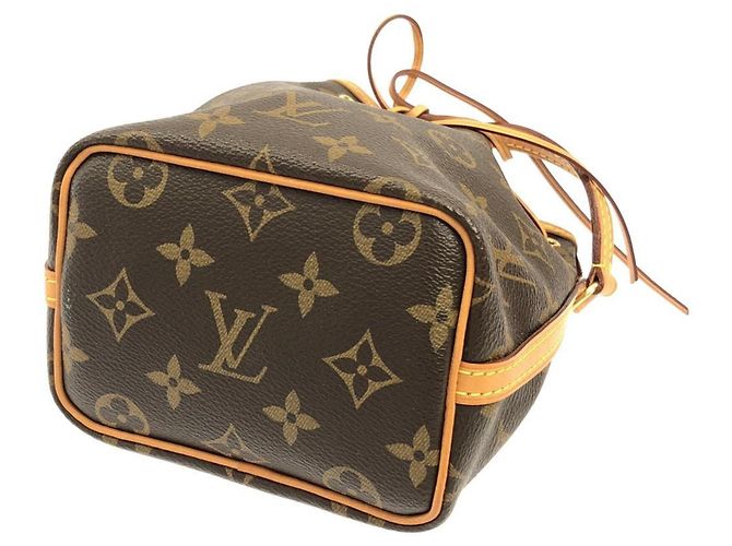 Noe Borsa a tracolla Louis Vuitton Monogram Nano Noé Marrone - vista 3