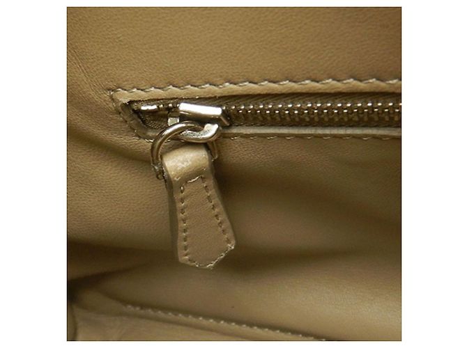 Fendi Borsa Mini Selleria Peekaboo in pelle beige - vista 17