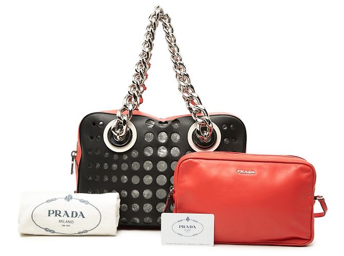 Borsa a tracolla con catena Prada City Fori in pelle traforata nera Nero - vista 7
