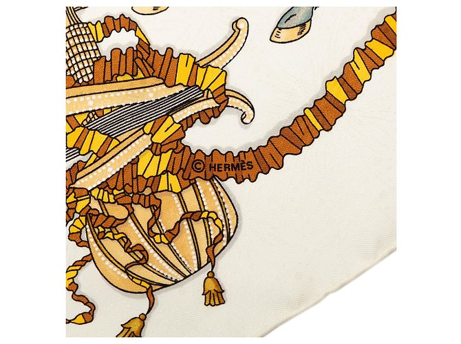 Sciarpa in seta Hermès White Les Fetes du Roi Soleil 90 Bianco - vista 3