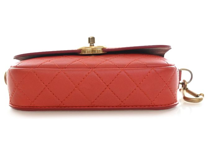 Chanel Rote gesteppte Kalbsleder Multi Pouching Flap und Münzbeutel - Ansicht 3