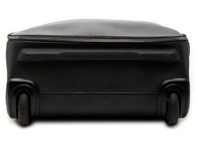 Louis Vuitton Nero Taiga Pegase 45 - vista 3