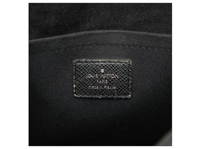 Louis Vuitton Andrei in Taiga nero - vista 5