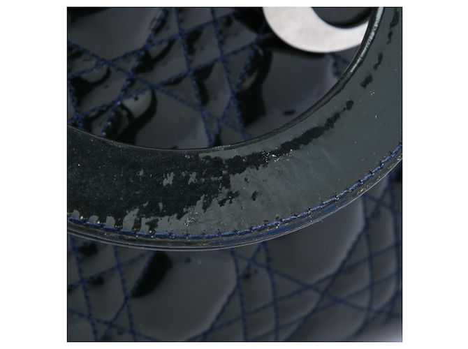 Lady Dior Cannage in vernice blu, misura Medium Blu navy - vista 5