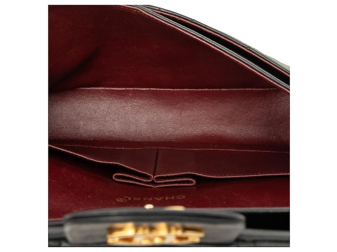 Chanel Black Medium Classic Lambskin Double Flap Noir - vue 4