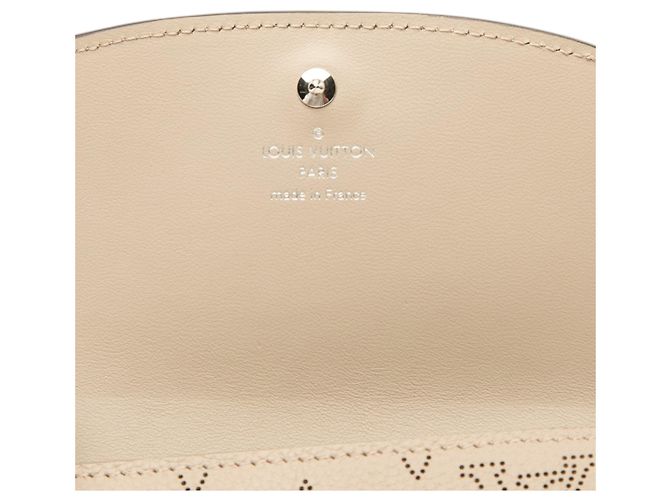 Louis Vuitton Beige Monogram Mahina Iris Compact Wallet - Ansicht 5