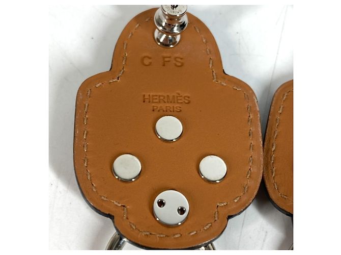 Hermès Hermes Carnaby Logo Accessoire Ohrringe Schwarz - Ansicht 6