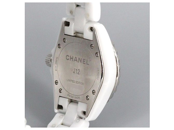 Chanel J12 Graffiti 33mm Keramik Quarz Uhr - Ansicht 5